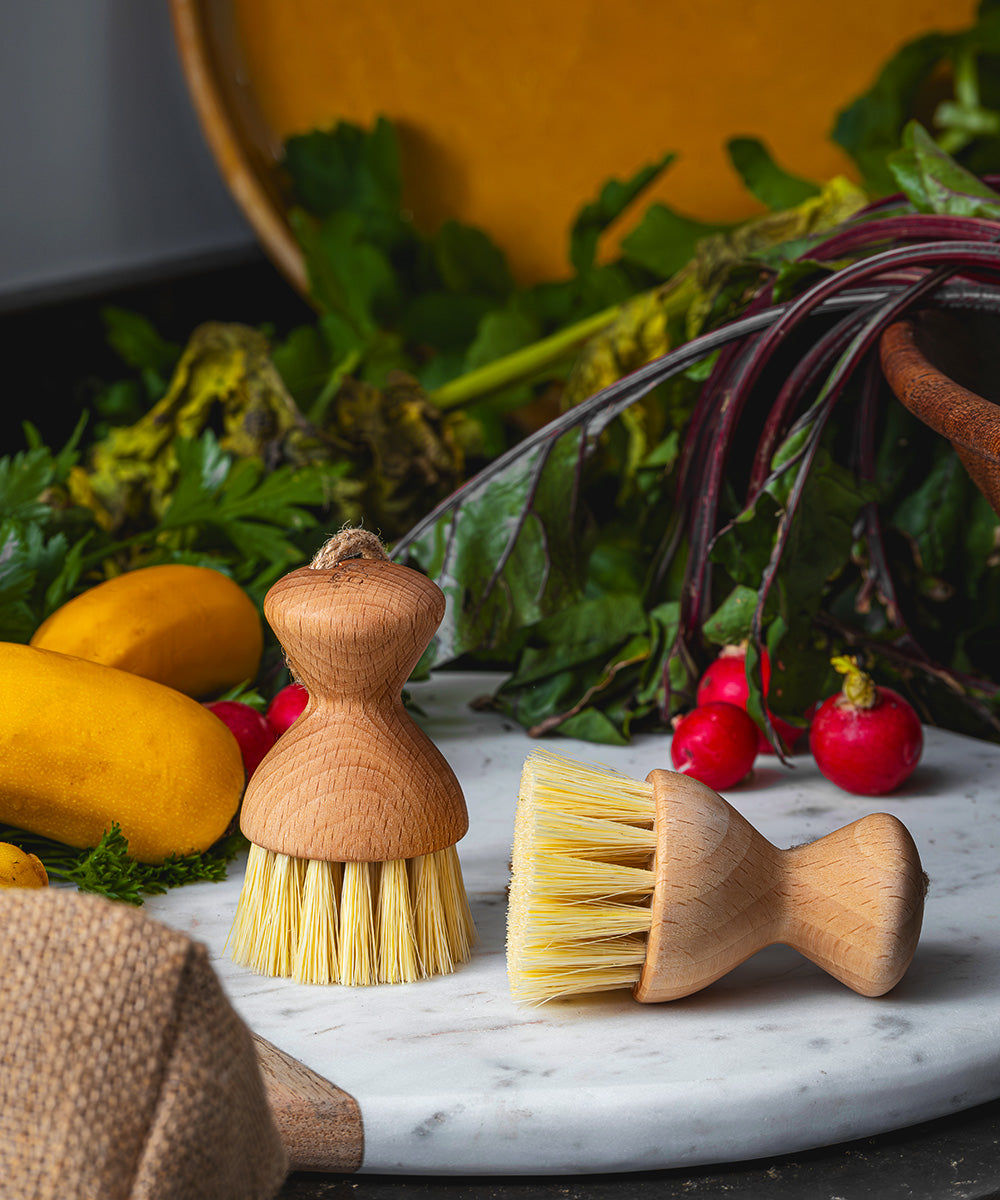 Natural by Hillbrush Small Vegetable Scrub - Stiff